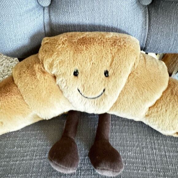 Jellycat Croissant  MEDIUM FAST SHIP NEW Amuseables Croissant - Picture 2 of 11